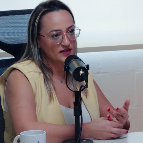 {"tint":-8.370613,"temperature":3500}